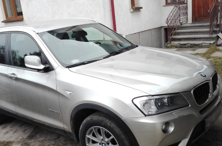Skradzione BMW znaleziono w Wołominie