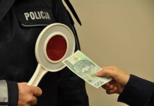 200 zł łapówki na głowę