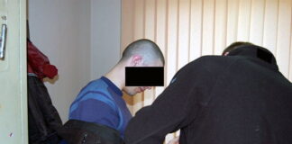 Ranił nożem kobietę na parkingu CH