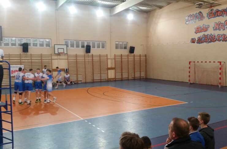 Siatkarze Wichru nadal w walce o III ligę