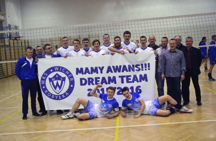Siatkarze Wichru awansowali do III ligi!