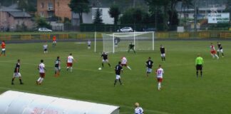 Huragan ukarany walkowerem