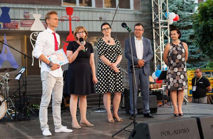 Piknik sąsiedzki na pasażu Osiedla Niepodległości