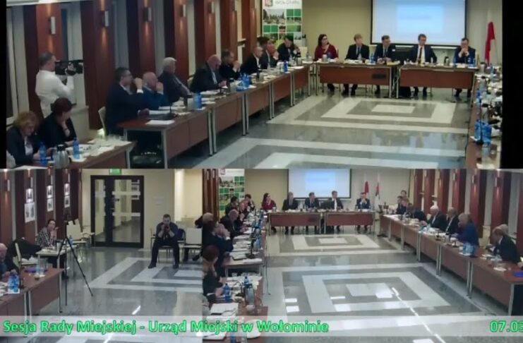 Kulisy symbolicznego obniżenia wynagrodzenia. Żaden radny nie pochwalił Elżbiety Radwan