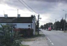 Wołomin – Czarna. Dzieci na poboczu