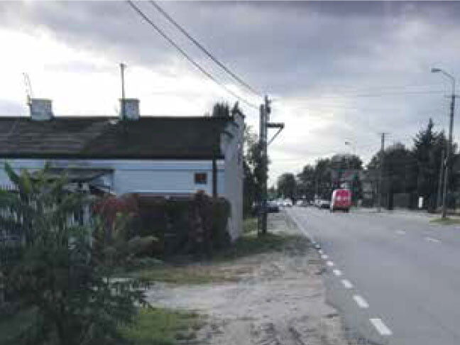 Wołomin – Czarna. Dzieci na poboczu