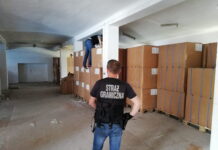 Wołomin. Akcja Straży Granicznej – wideo Wołomin. Magazyn z Nielegalną krajanką tytoniową